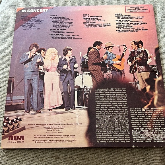 Live in concert with host Charley Pride - Picture 2 of 6